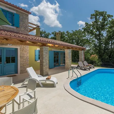 Provence Vila Vilanija