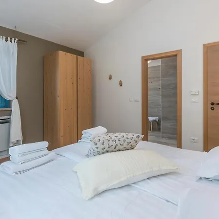 Vila Provence Vilanija